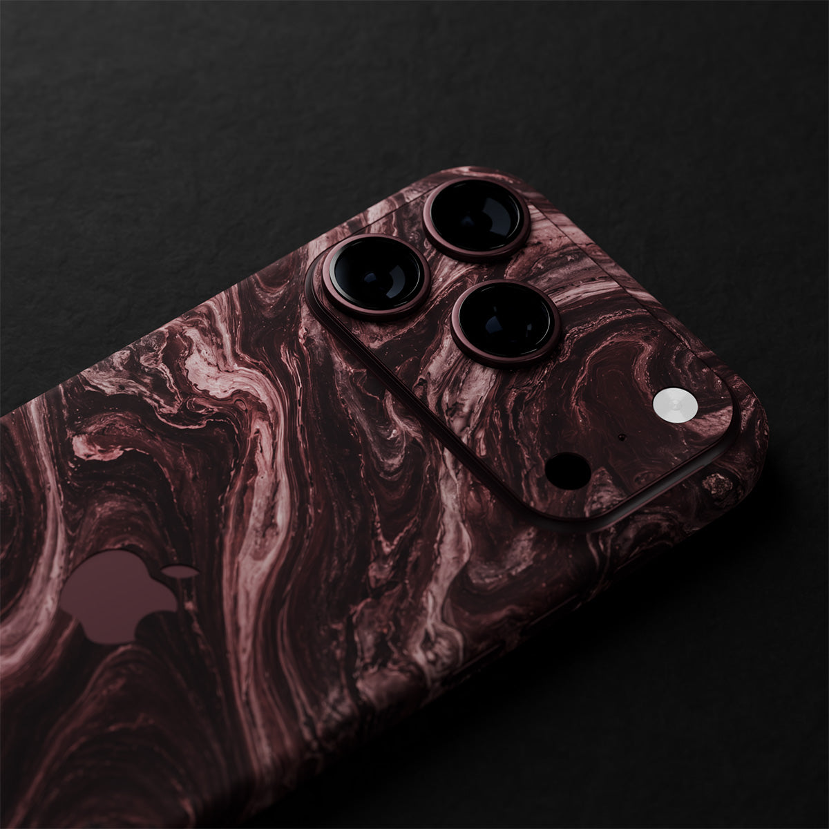 Burgunder Vortex iPhone Skin Close-up